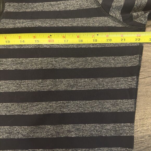 Lululemon Studio 1/2 Zip Pullover Asymmetrical Men’s M/L? Striped Sweater - Picture 5 of 6